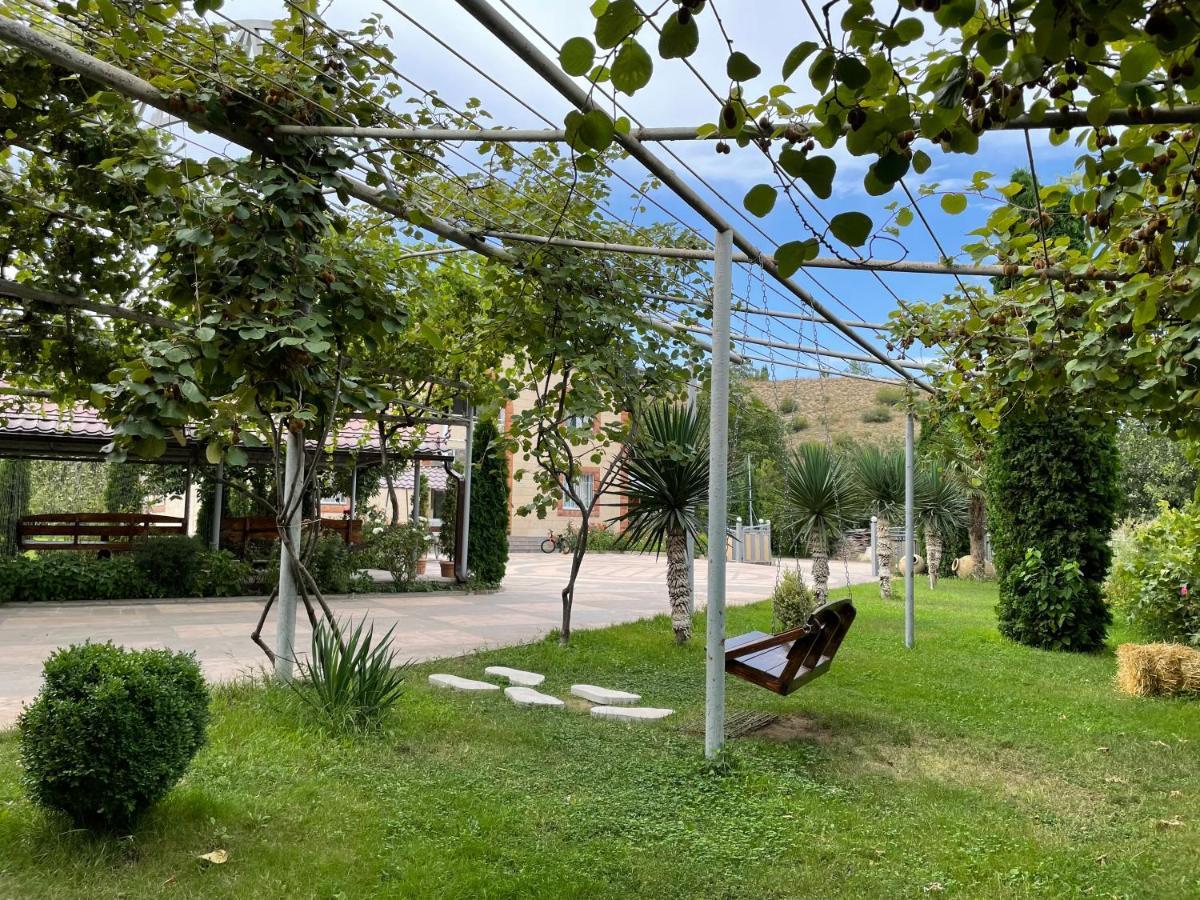 Kamar Hotel Ijevan Exteriér fotografie
