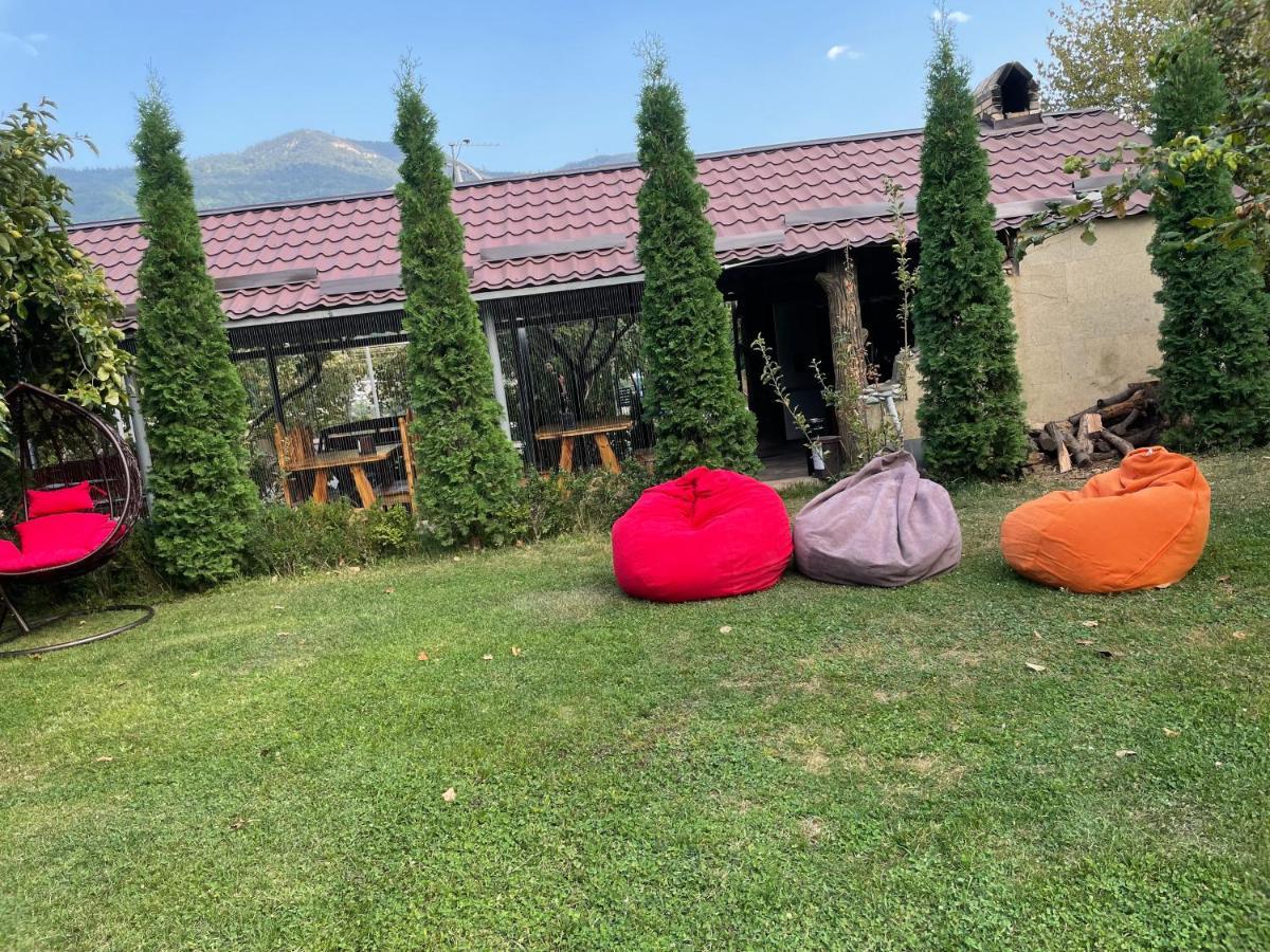 Kamar Hotel Ijevan Exteriér fotografie
