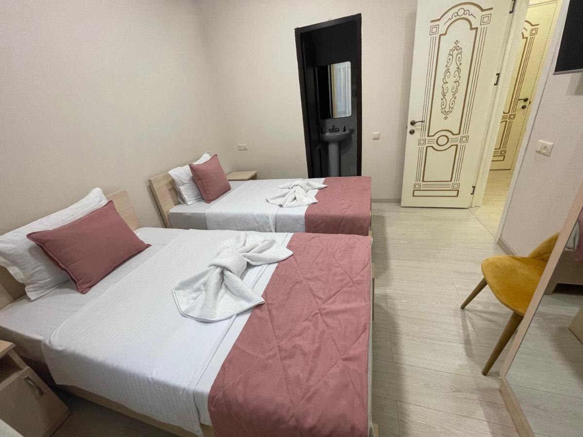 Kamar Hotel Ijevan Exteriér fotografie