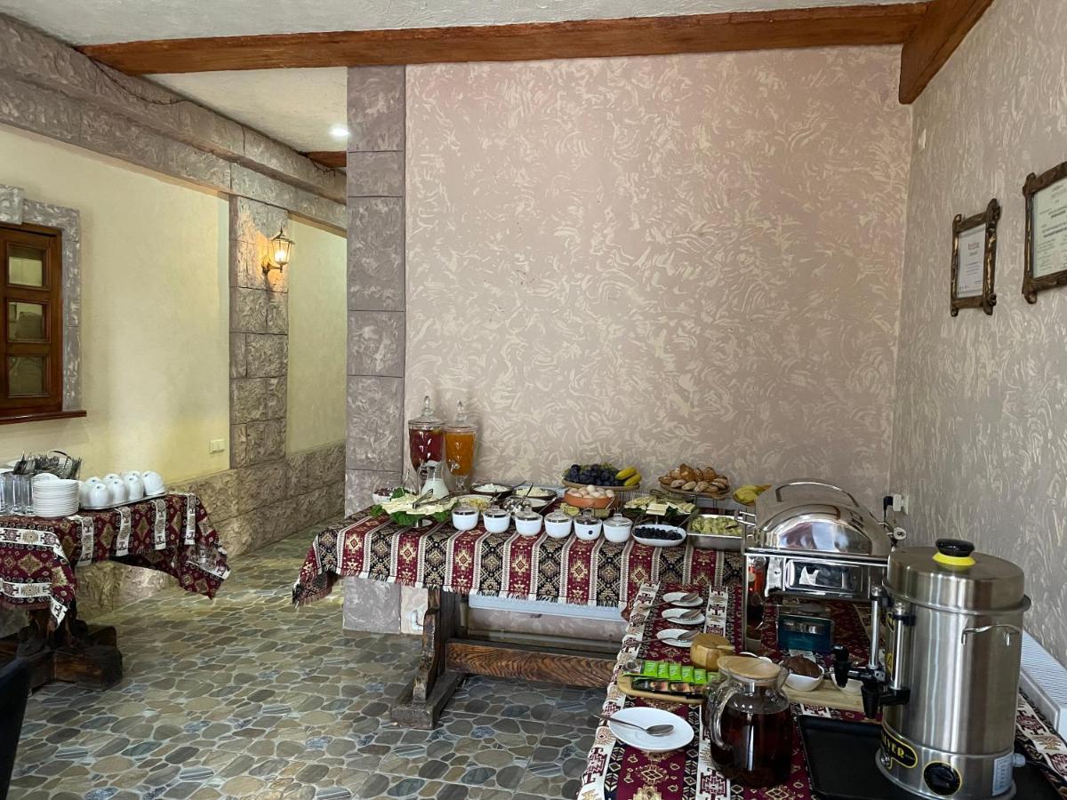 Kamar Hotel Ijevan Exteriér fotografie