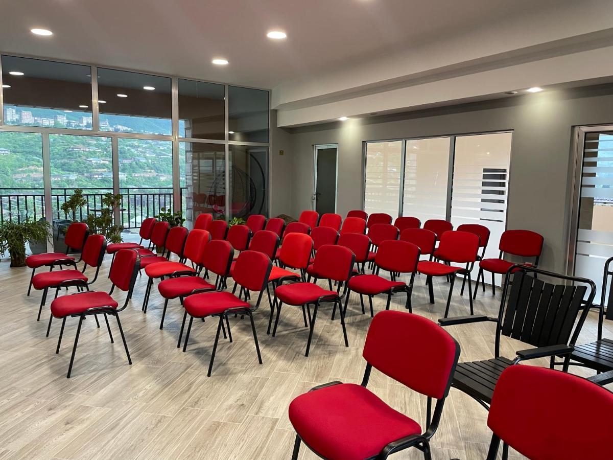Kamar Hotel Ijevan Exteriér fotografie